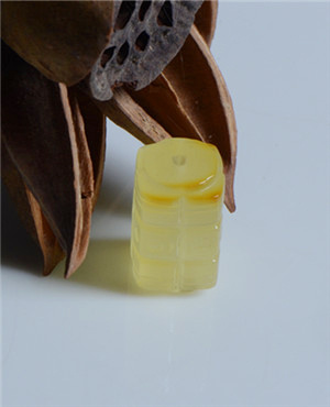 蜜蠟玉琮